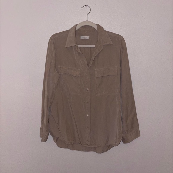 Aritzia Babaton Beige Long Sleeve Button Up Blouse - Picture 2 of 7